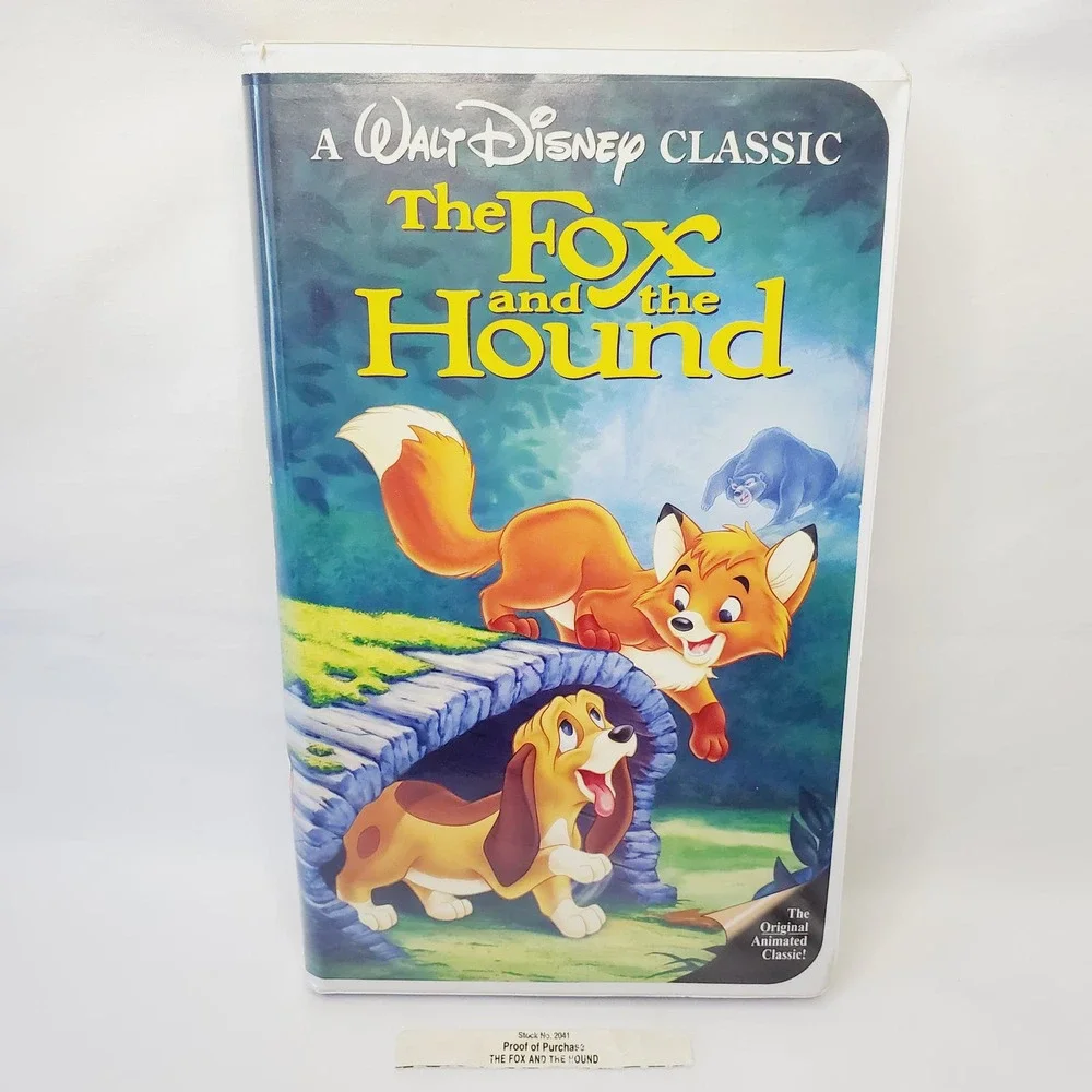 Tested-Disney The Fox and The Hound VHS w/ Bonus Disney Collector Mystery Pack - Picture 3 of 11